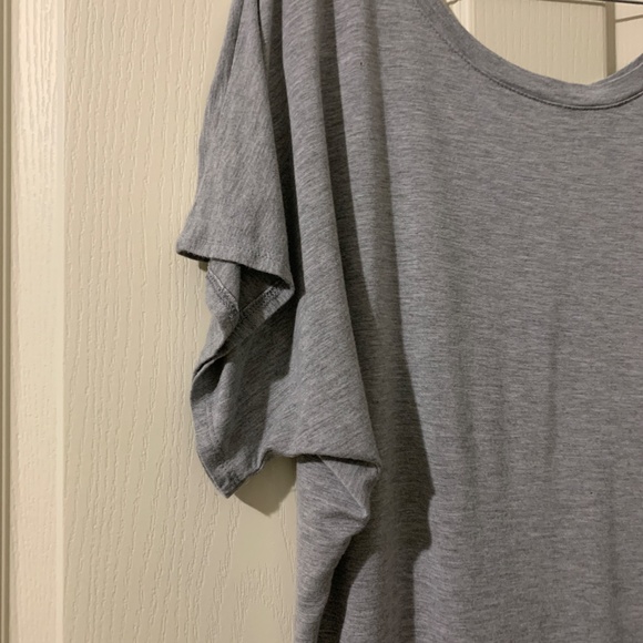 Legging Shirt with Flowy Sleeves - Picture 5 of 8